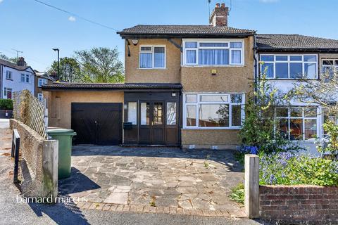 Harrow Road, Carshalton