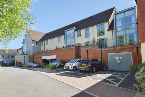 1 bedroom retirement property for sale, Queen Eleanor Court, Amesbury, SP4 7FU