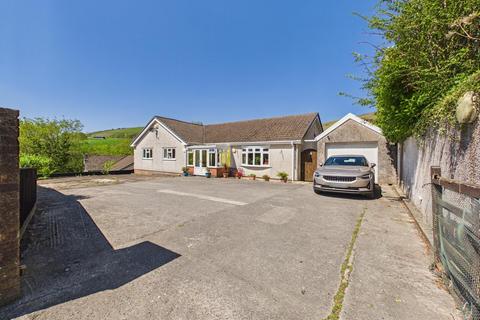 undefined, Llangeinor, Bridgend CF32