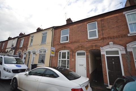 3 bedroom terraced house to rent, Campbell Street, Brockmoor