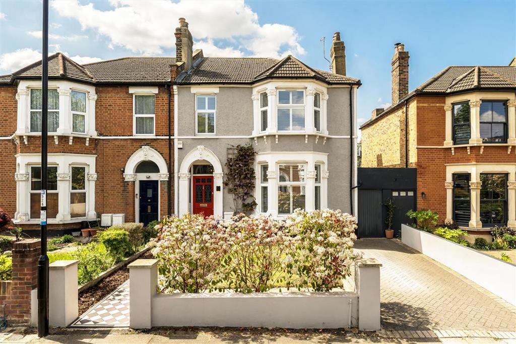 4 bedroom semi-detached house for sale in London