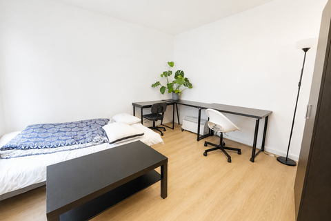 3 bedroom mews to rent, Criterion Mews, N19