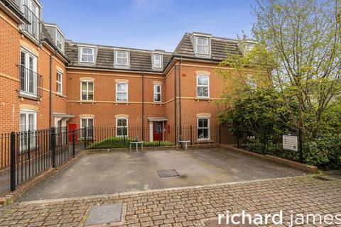 Apartment - Kimmeridge Court, Old Town SN1