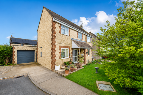 3 bedroom detached house for sale, Manor Orchard, Manor Orchard SN6