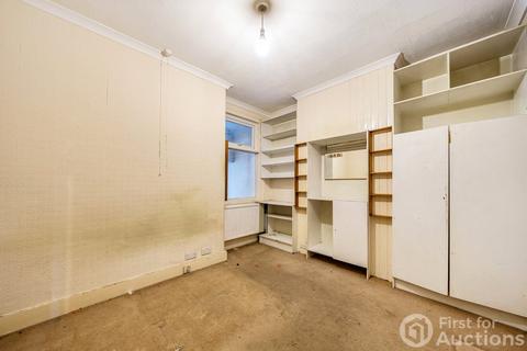 4 bedroom terraced house for sale, Gurdon Road, London