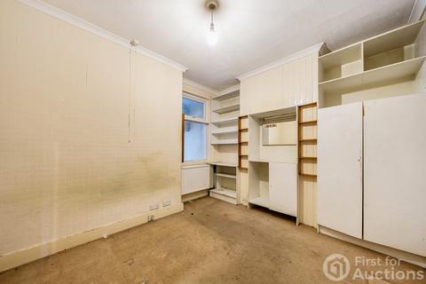 4 bedroom terraced house for sale, Gurdon Road, London