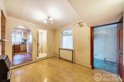 4 bedroom terraced house for sale, Gurdon Road, London