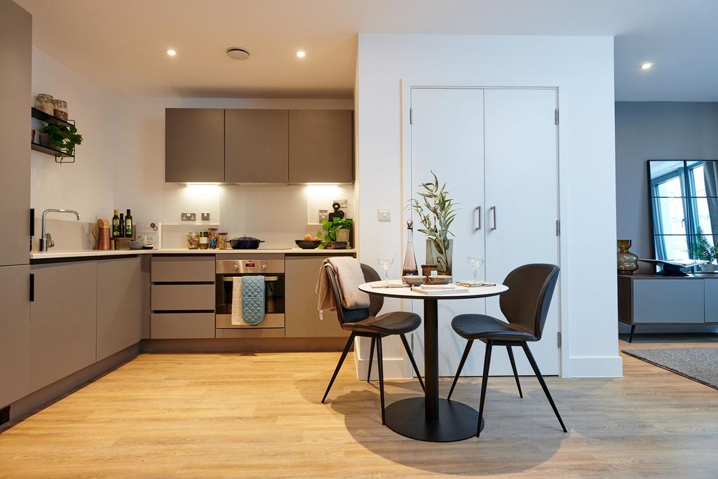 Apartment in Cardiff - View 4