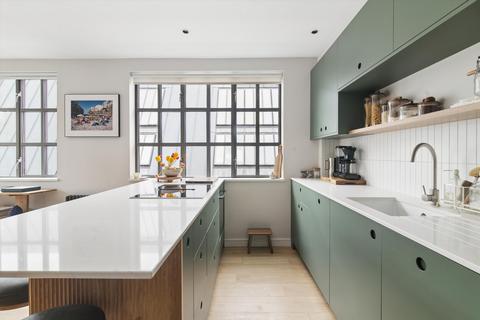 2 bedroom flat to rent, Ovanna Mews, Buckingham Road, London N1
