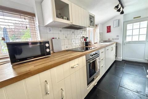 2 bedroom cottage for sale, High Street, Topsham