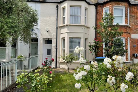 5 bedroom terraced house to rent, Merton Road, London, SW18