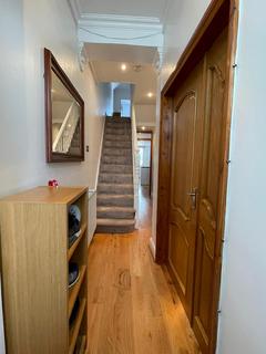 5 bedroom terraced house to rent, Merton Road, London, SW18