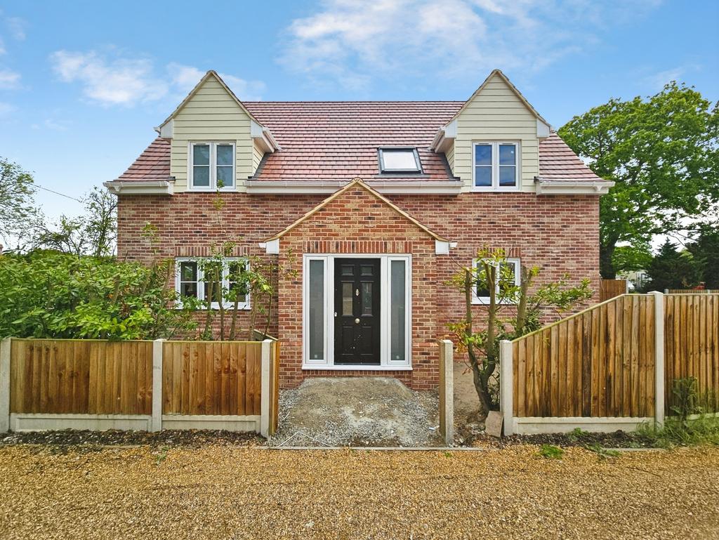 Clacton Road, Weeley Heath... 3 bed detached house for sale - £475,000