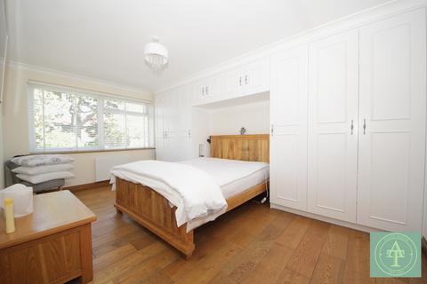 2 bedroom flat for sale, Village Road, Enfield, EN1