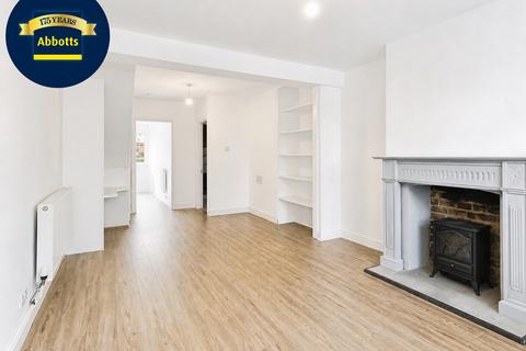 2 bedroom terraced house to rent, Roman Road, Chelmsford, CM2