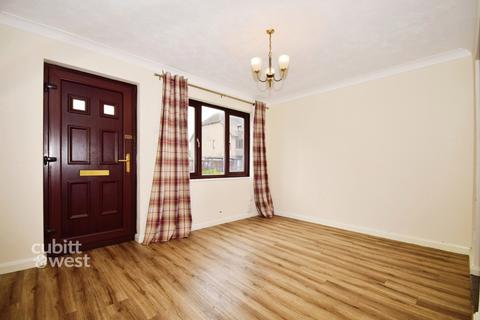 1 bedroom apartment to rent, Goldsmith Avenue Southsea PO4