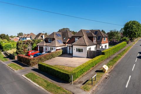 4 bedroom detached house for sale, GREAT BOOKHAM, KT23, CRABTREE LANE