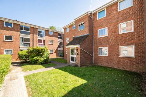 Sunninghill Court, Bollo Bridge Road, London