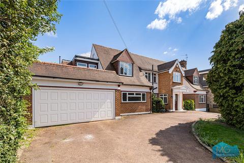Austell Gardens, London, NW7