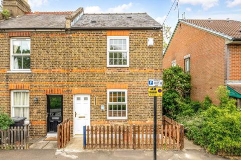 Oak Lane, Isleworth TW7