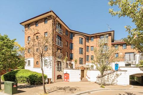undefined, Finland Street, London SE16