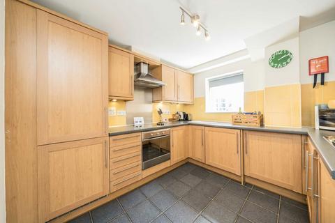 2 bedroom flat for sale, Aldersgate Street, London EC1A