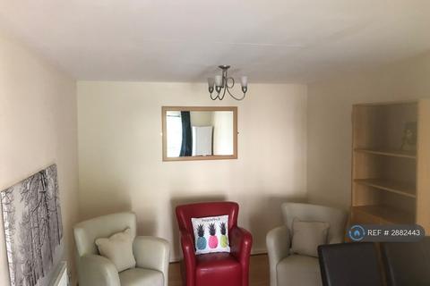 5 bedroom semi-detached house to rent, Larch St, Dundee, DD1