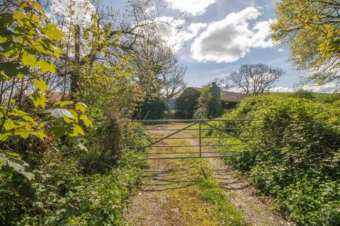 Land for sale, Clayton Hill, Clayton