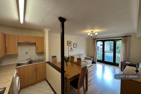 2 bedroom flat to rent, Ashworth Park, Cambridge, CB3