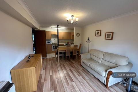 2 bedroom flat to rent, Ashworth Park, Cambridge, CB3
