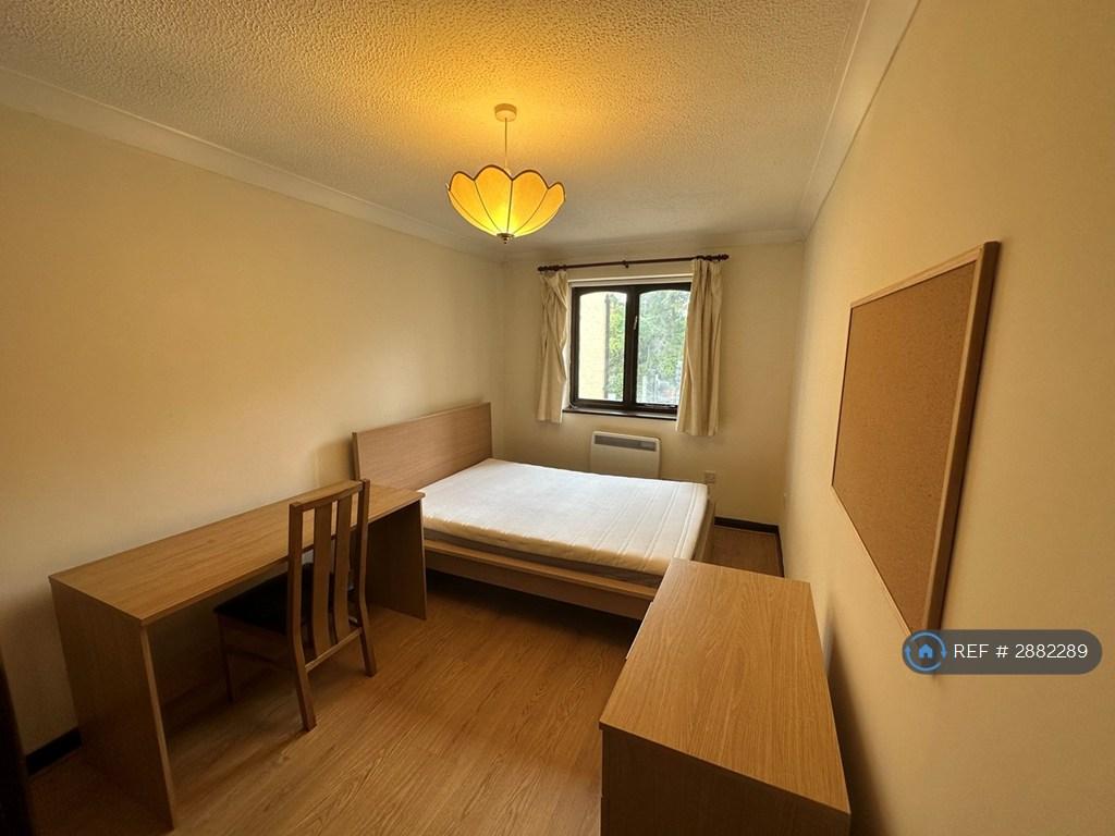 Apartment in Cambridge, Newnham - View 6