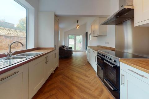 6 bedroom house to rent, Hewson Road, Lincoln LN1