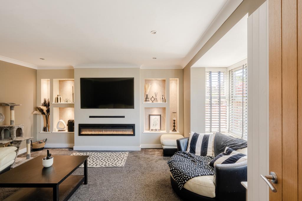 House in Moorend, Blackhorse, Emersons Green - View 2