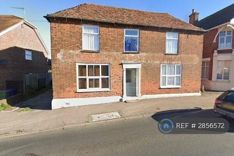 6 bedroom detached house to rent, High Street, Newington, Sittingbourne, ME9