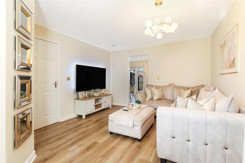 undefined, Gartloch Road, Glasgow, Glasgow City, G33