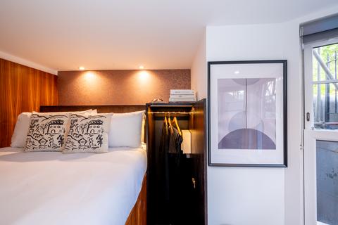 Studio to rent, Plot Deluxe Studio, Large Studio at Gravity Co., 11 Dennington Park Road NW6