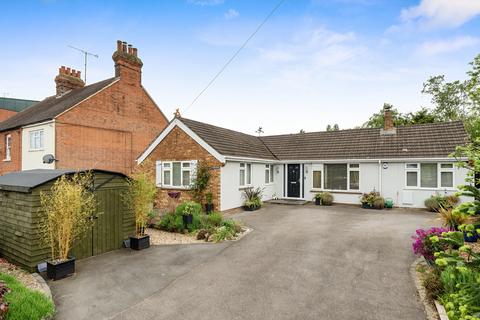 4 bedroom bungalow for sale, Beehive Road, Binfield, Bracknell
