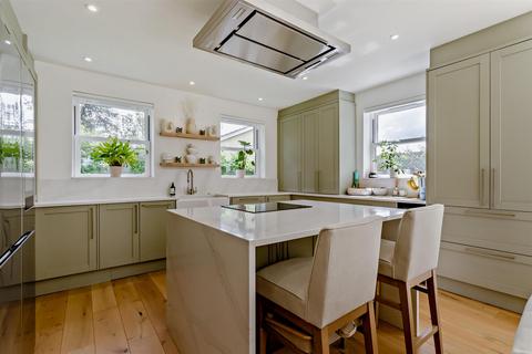 5 bedroom detached house for sale, Waltham Road, Thorpe Arnold, Melton Mowbray