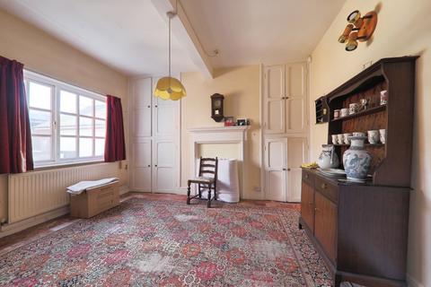6 bedroom detached house for sale, Hallgate, Cottingham, East Riding of Yorkshire, HU16 4BG