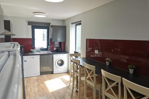 6 bedroom flat to rent, Woodland Way, Canterbury, CT2
