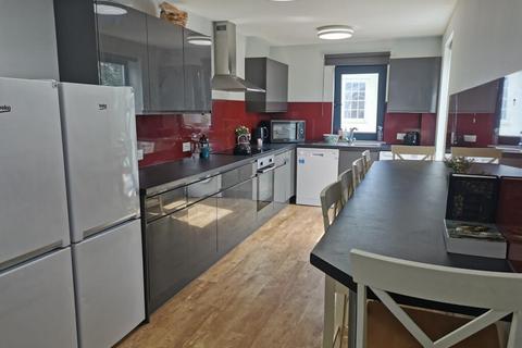6 bedroom flat to rent, Woodland Way, Canterbury, CT2