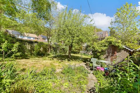 3 bedroom semi-detached house for sale, Arbutus Close, Redhill RH1