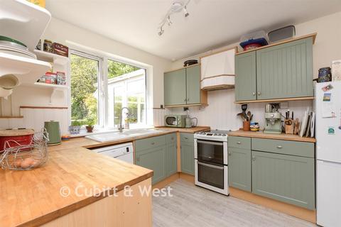 3 bedroom semi-detached house for sale, Arbutus Close, Redhill RH1