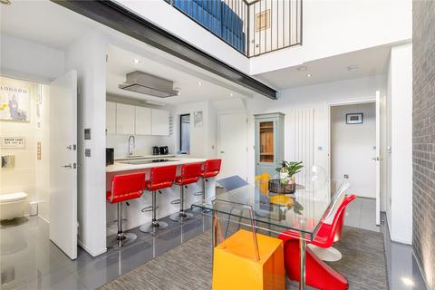 2 bedroom terraced house for sale, Grimsby Street, London, United Kingdom, E2