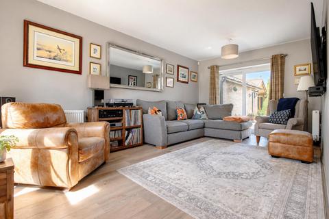 5 bedroom detached house for sale, Hummerston Close, Buntingford