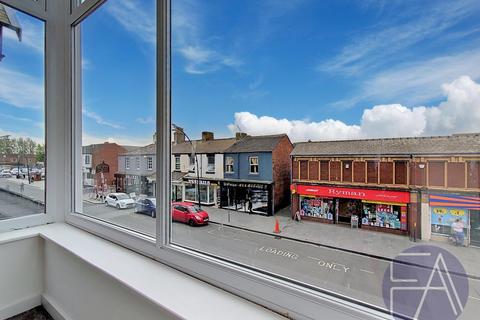 Studio to rent, Tulketh Street, Southport PR8