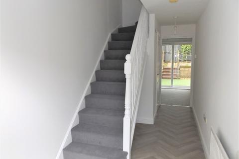 3 bedroom townhouse to rent, Railway View, Cannock WS12
