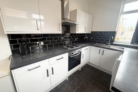 4 bedroom end of terrace house to rent, Suffolk Street, Langworthy, Salford