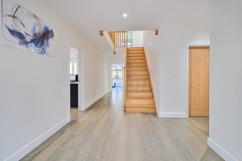 7 bedroom detached house for sale, Frensham Vale, Lower Bourne, Farnham, GU10