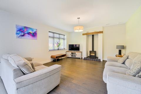 7 bedroom detached house for sale, Frensham Vale, Lower Bourne, Farnham, GU10